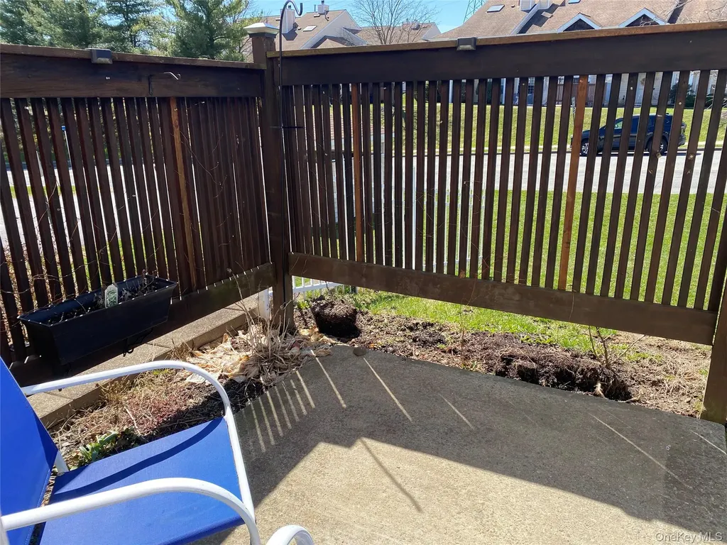 2203 Whispering Hills Chester NY 10918