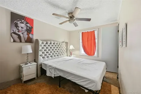 54 Dogwood Lane Manorville NY 11949