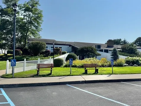 54 Dogwood Lane Manorville NY 11949
