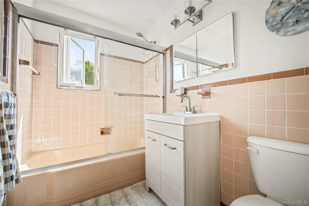 98 Hawkins Street Bronx NY 10464