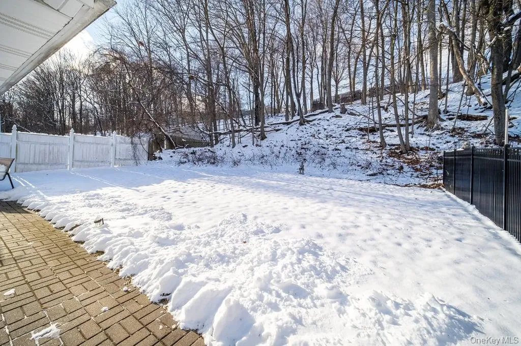 39 Orange Terrace Middletown NY 10940