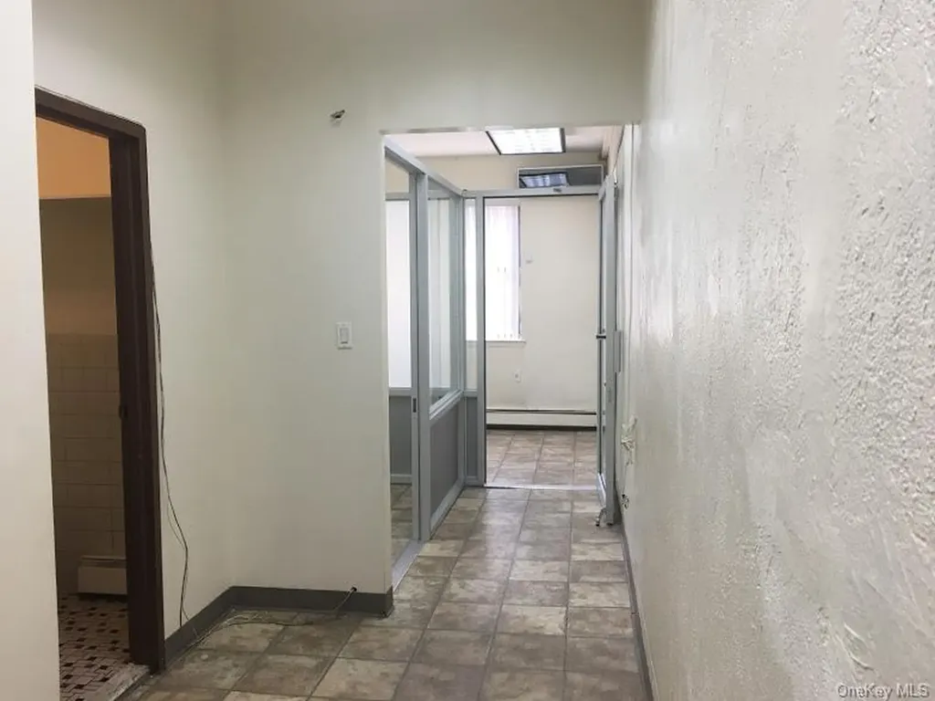 135-30 Roosevelt Avenue Flushing NY 11355