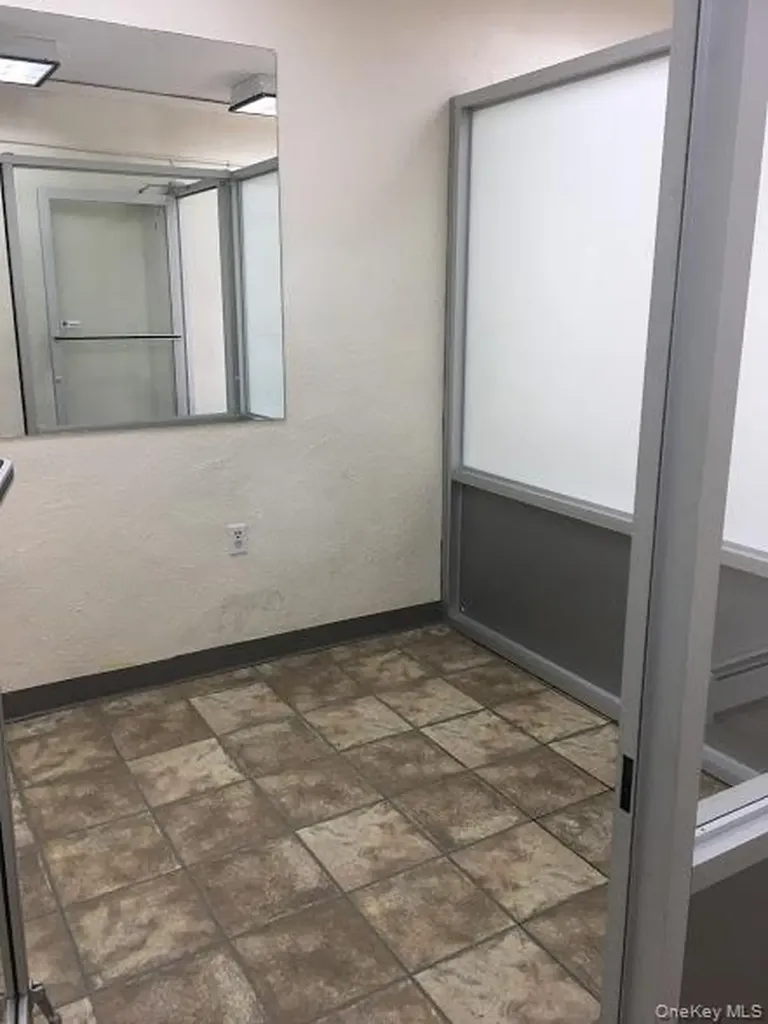 135-30 Roosevelt Avenue Flushing NY 11355