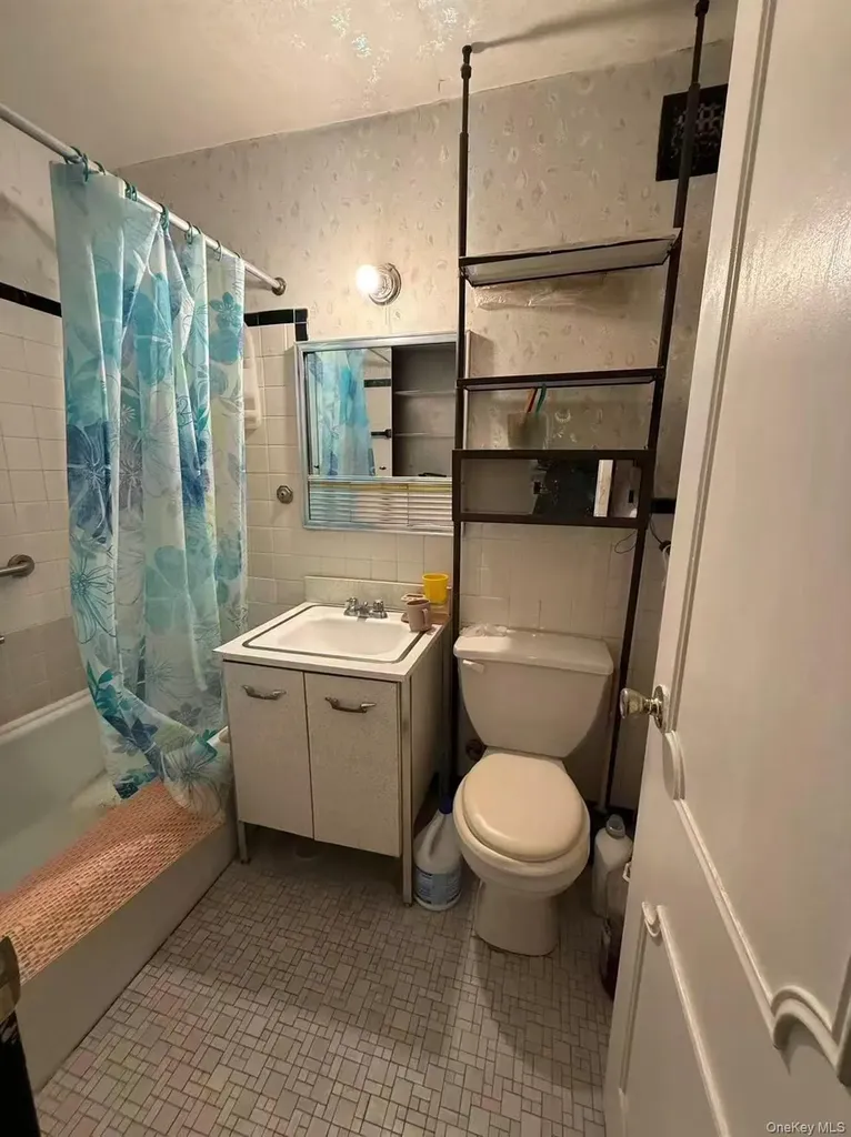 9230 56 Avenue Elmhurst NY 11373