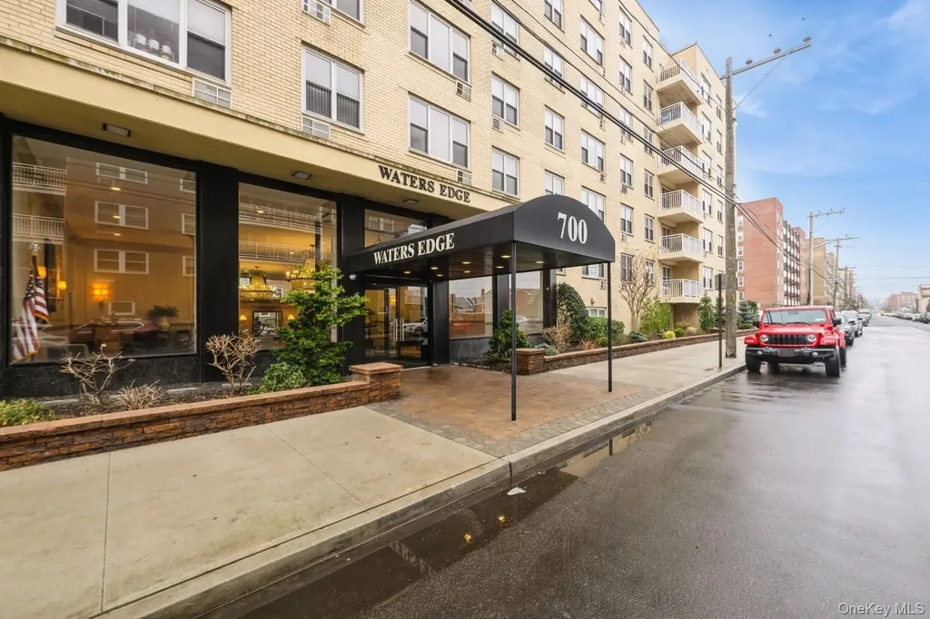 700 Shore Road Long Beach NY 11561