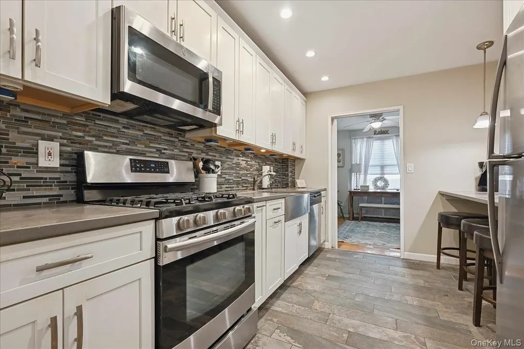 700 Shore Road Long Beach NY 11561