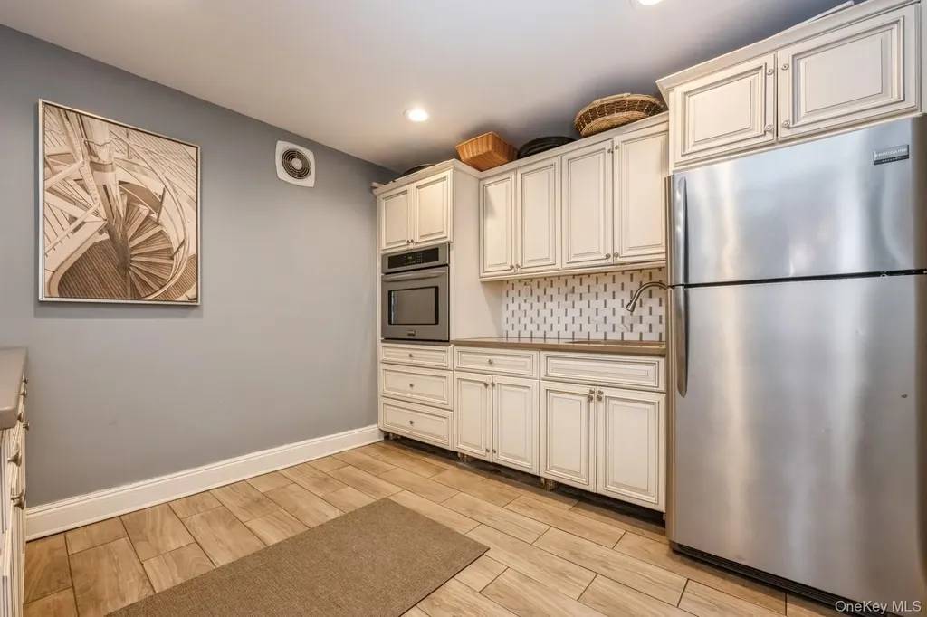 700 Shore Road Long Beach NY 11561