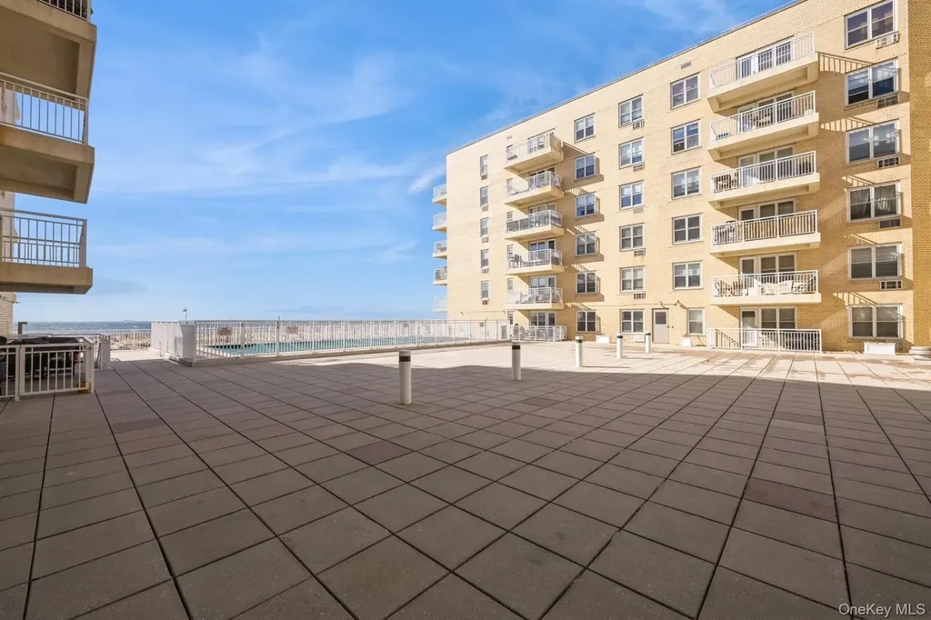 700 Shore Road Long Beach NY 11561