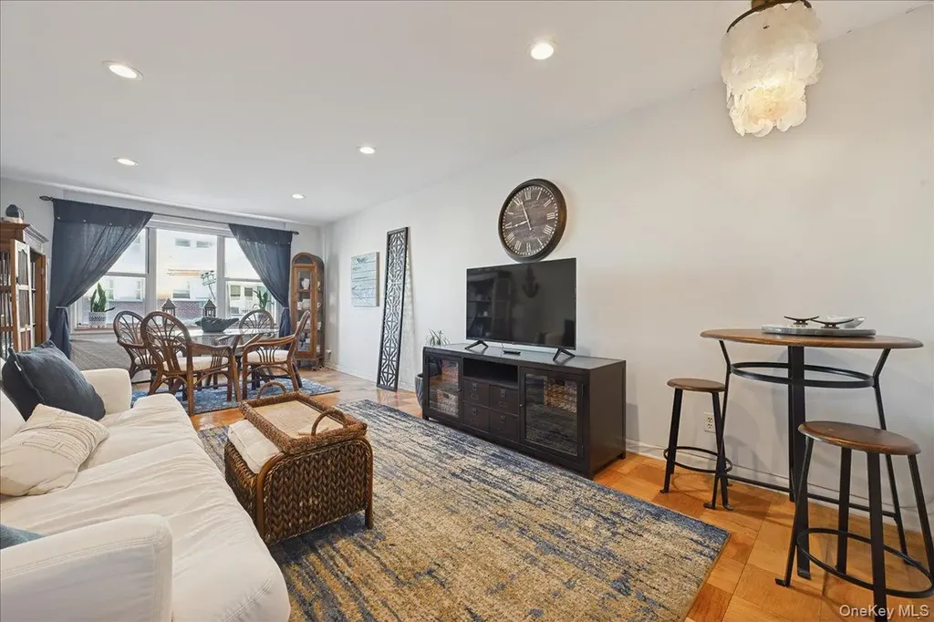 700 Shore Road Long Beach NY 11561