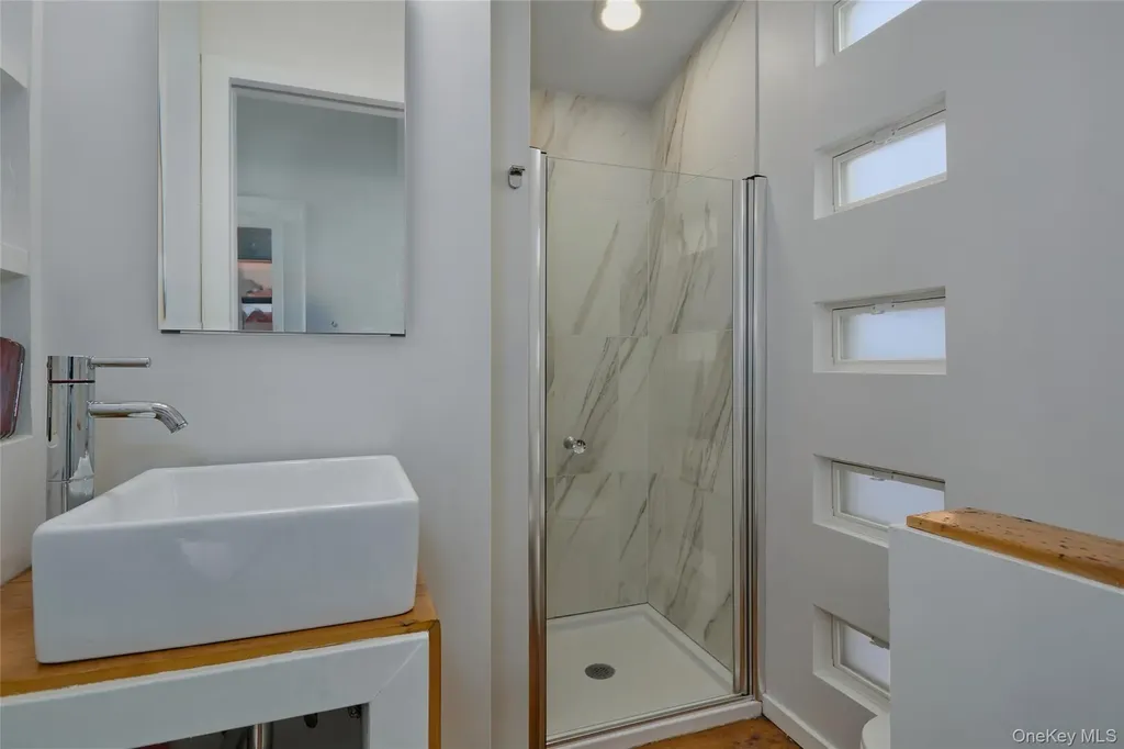 315 State Hudson NY 12534