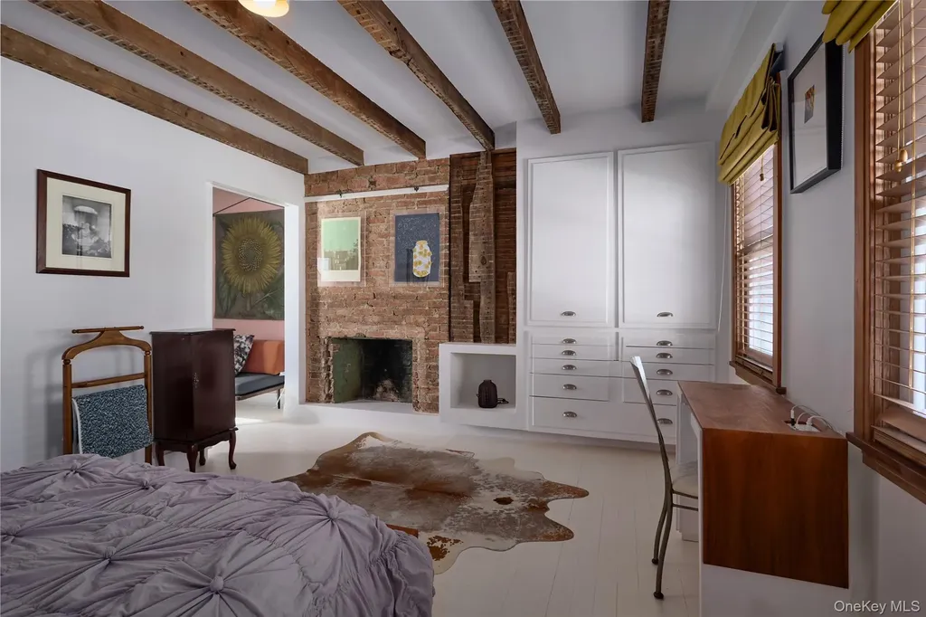 315 State Hudson NY 12534