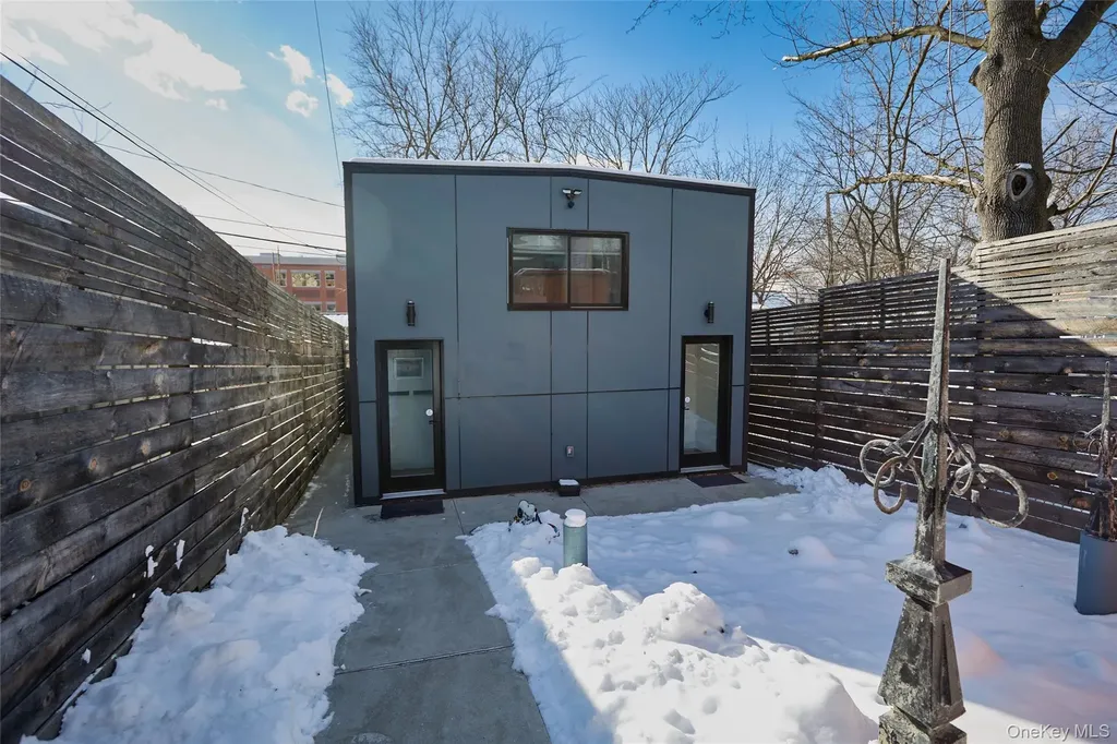 315 State Hudson NY 12534