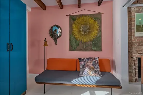 315 State Hudson NY 12534