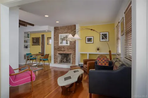 315 State Hudson NY 12534