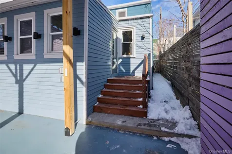 315 State Hudson NY 12534