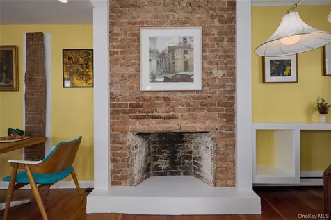 315 State Hudson NY 12534