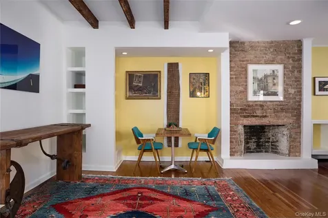 315 State Hudson NY 12534