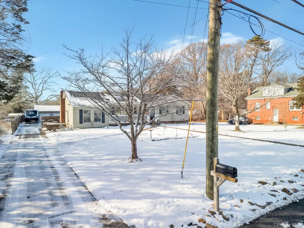 110 Dare Road Selden NY 11784