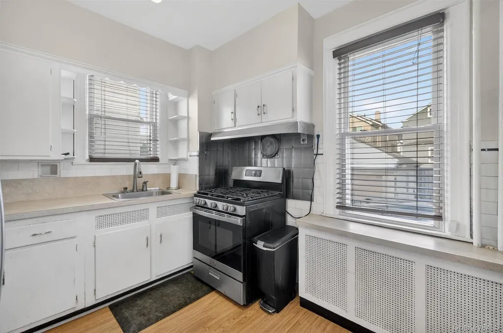 1850 Hone Avenue Bronx NY 10461