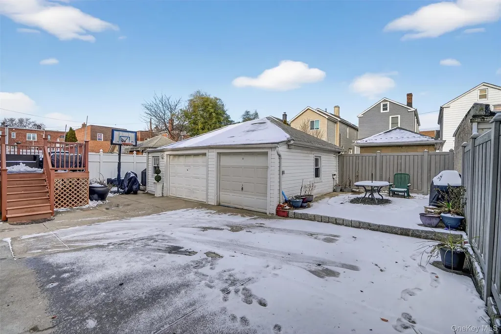 1850 Hone Avenue Bronx NY 10461