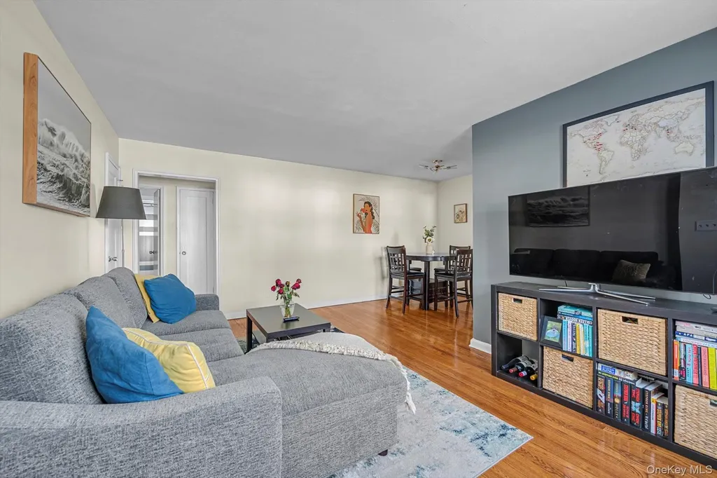 212-10 69 Avenue Bayside NY 11364