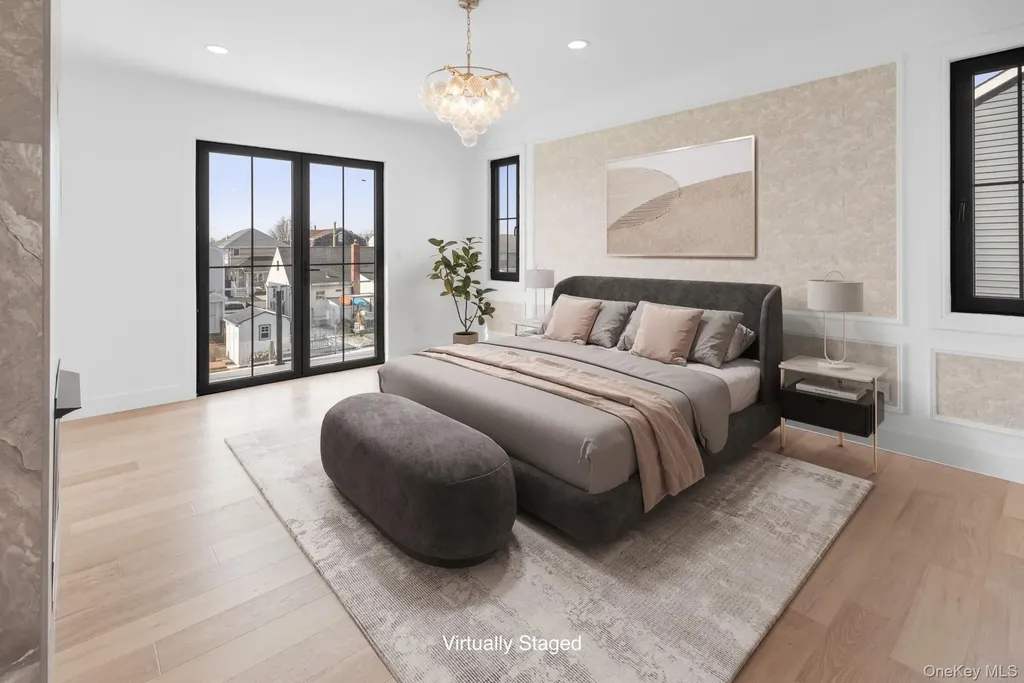 24 Midway Street Babylon NY 11702