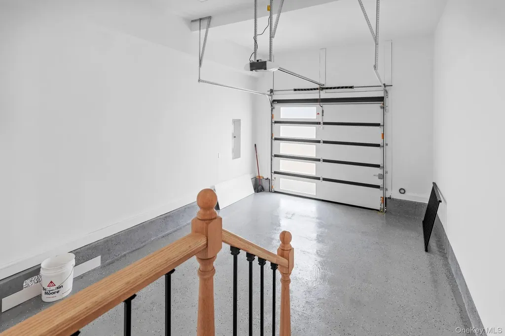24 Midway Street Babylon NY 11702