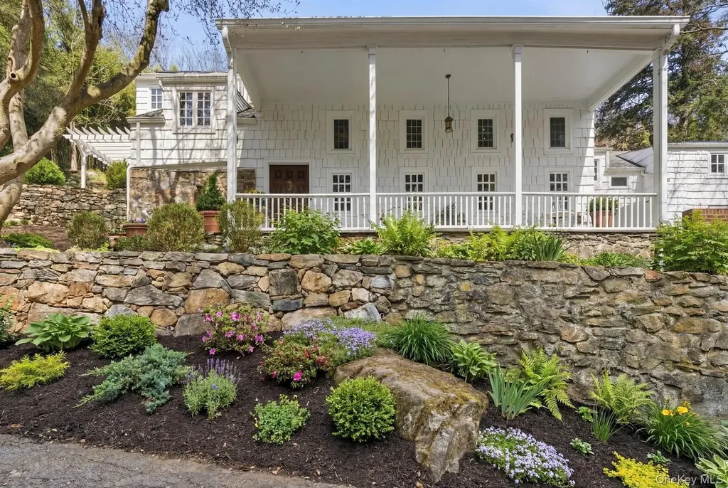 291 Roaring Brook Road Chappaqua NY 10514