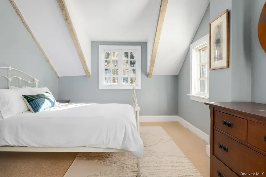 291 Roaring Brook Road Chappaqua NY 10514