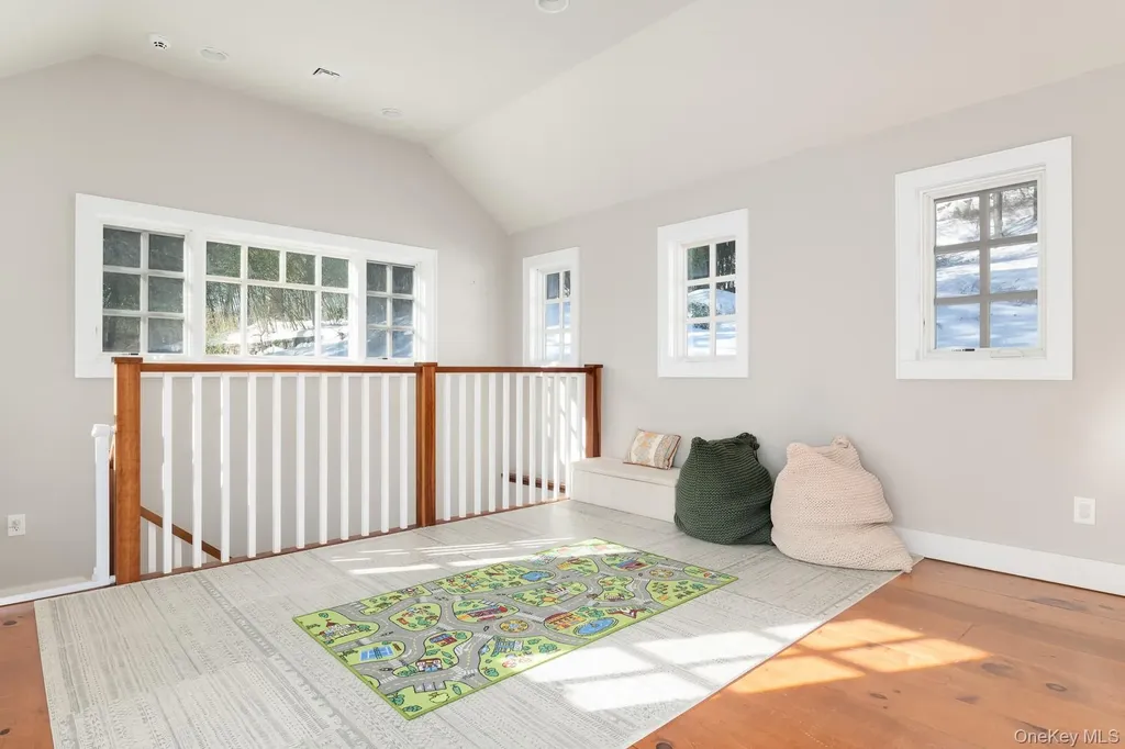 291 Roaring Brook Road Chappaqua NY 10514