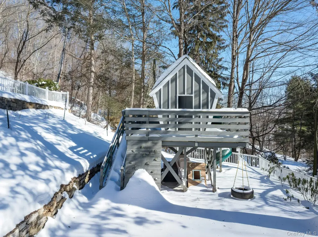 291 Roaring Brook Road Chappaqua NY 10514