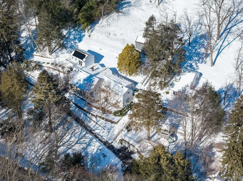 291 Roaring Brook Road Chappaqua NY 10514
