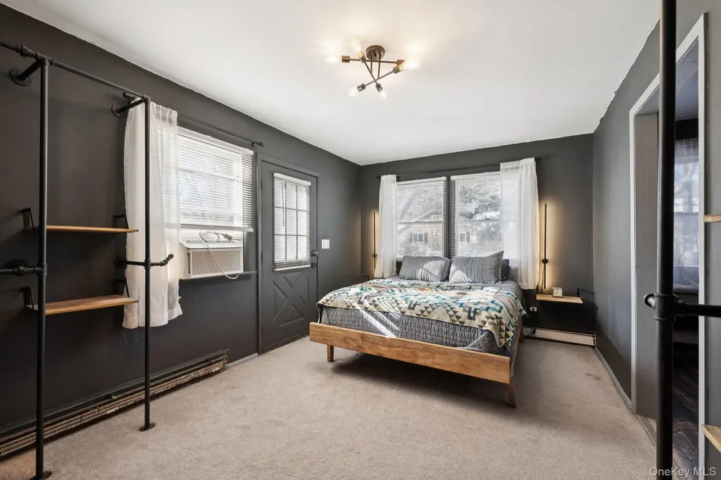 176 Maple Avenue Flanders NY 11901
