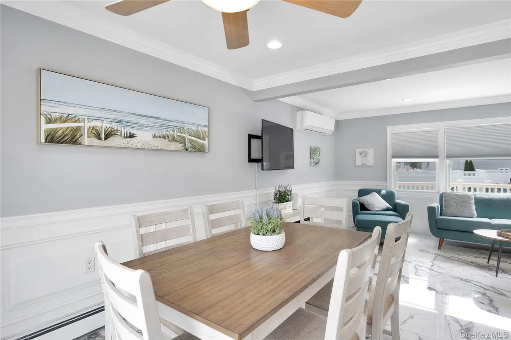81 Barnes Street Long Beach NY 11561