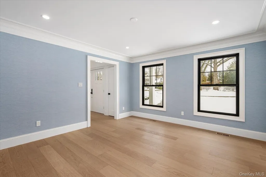 20 Fox Hunt Lane Cold Spring Harbor NY 11724