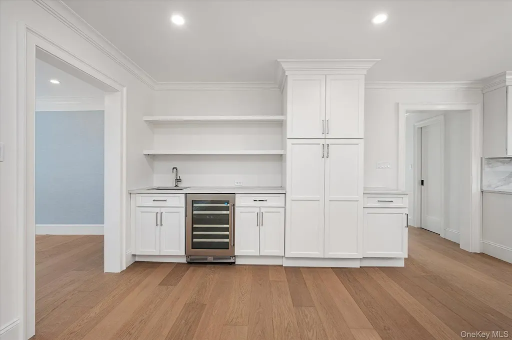 20 Fox Hunt Lane Cold Spring Harbor NY 11724