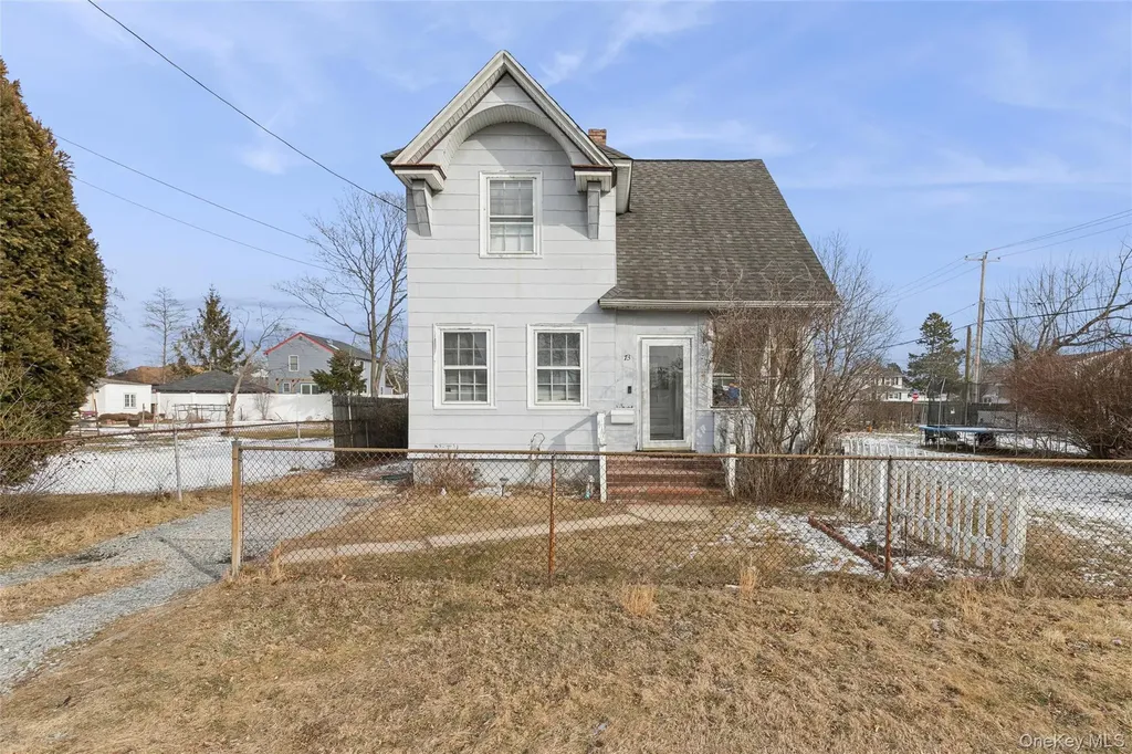 73 Redmond Avenue Bay Shore NY 11706