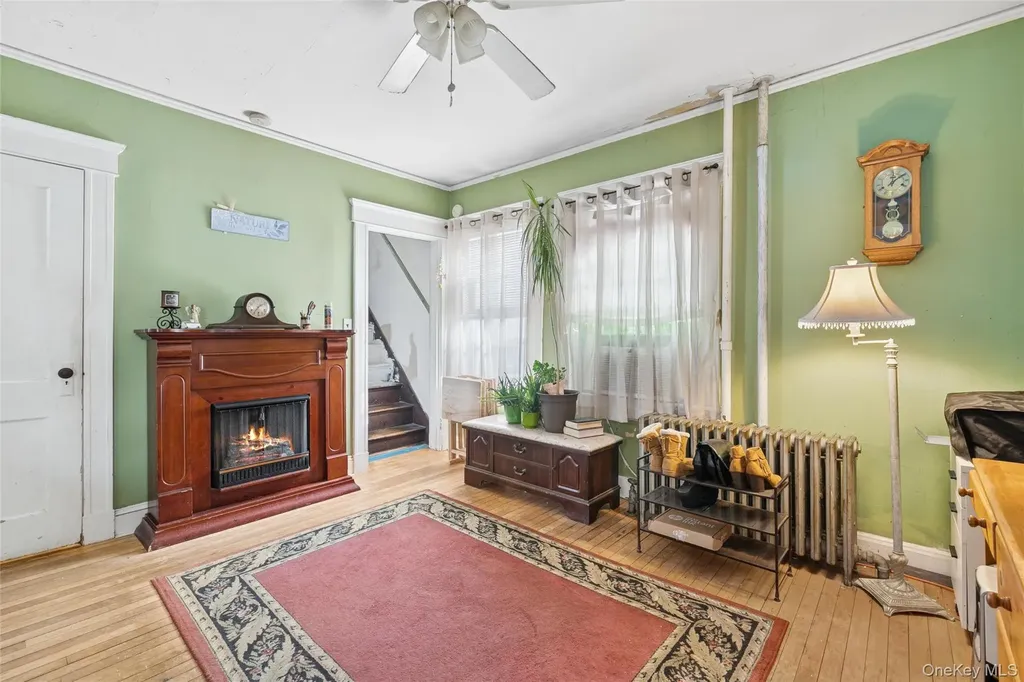 73 Redmond Avenue Bay Shore NY 11706
