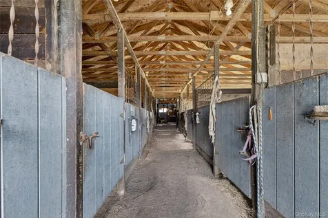 99 Dusinberre Road Gardiner NY 12525