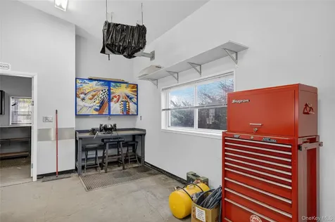 99 Dusinberre Road Gardiner NY 12525