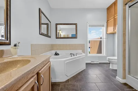 99 Dusinberre Road Gardiner NY 12525