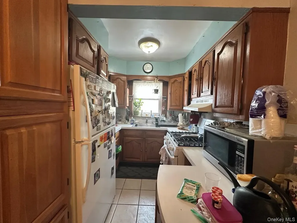 4801 58th Lane Woodside NY 11377