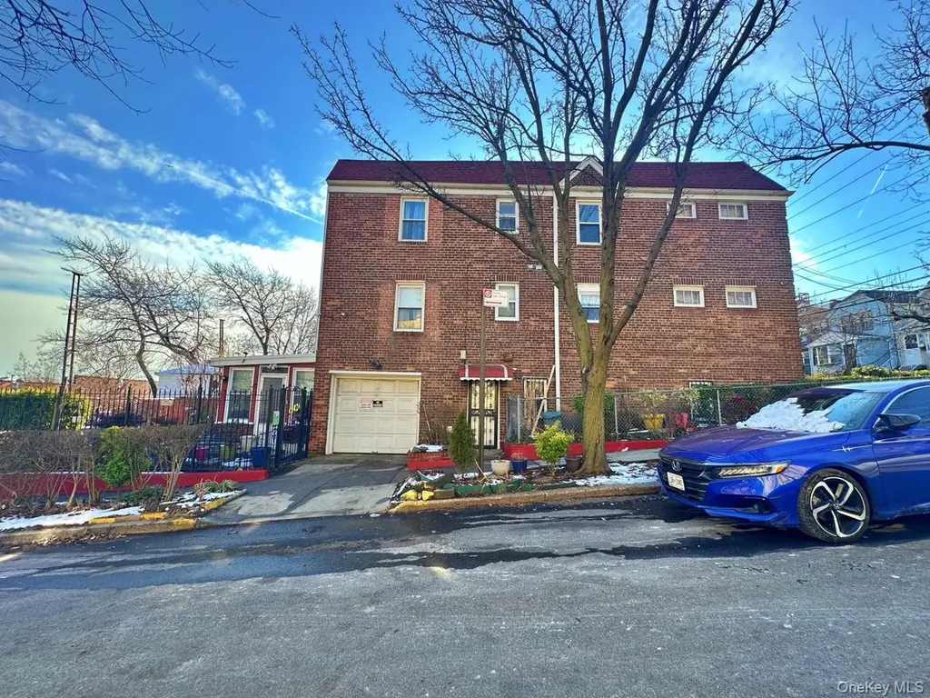 4801 58th Lane Woodside NY 11377