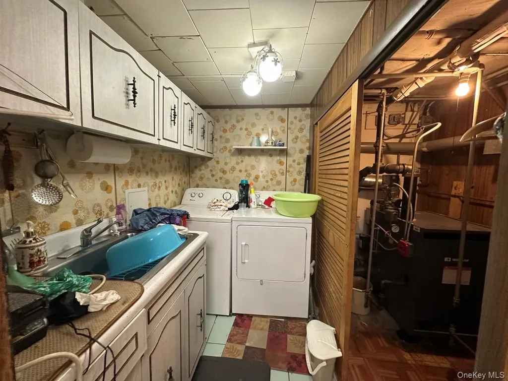 4801 58th Lane Woodside NY 11377