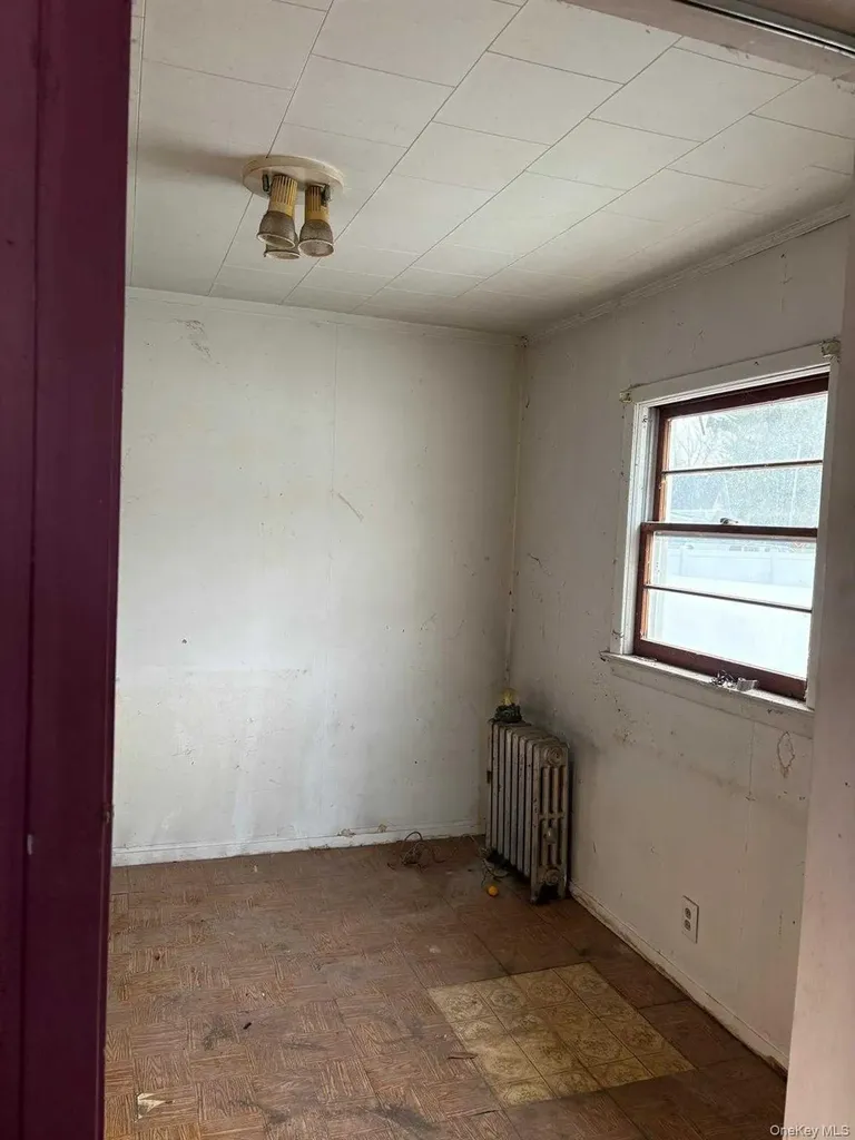 19 Lacrosse Road Mastic Beach NY 11951