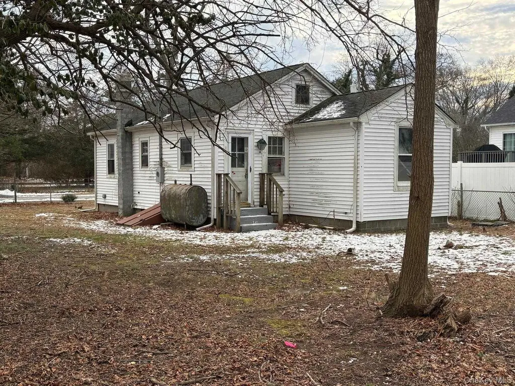19 Lacrosse Road Mastic Beach NY 11951