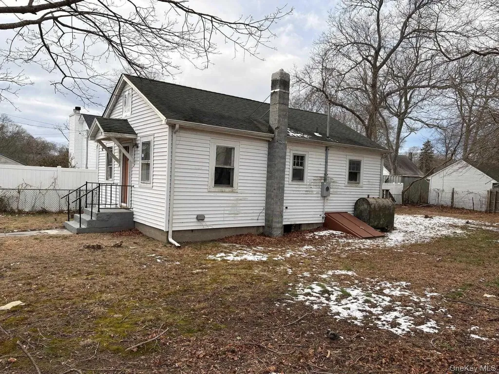 19 Lacrosse Road Mastic Beach NY 11951