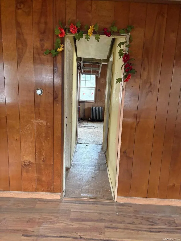 19 Lacrosse Road Mastic Beach NY 11951