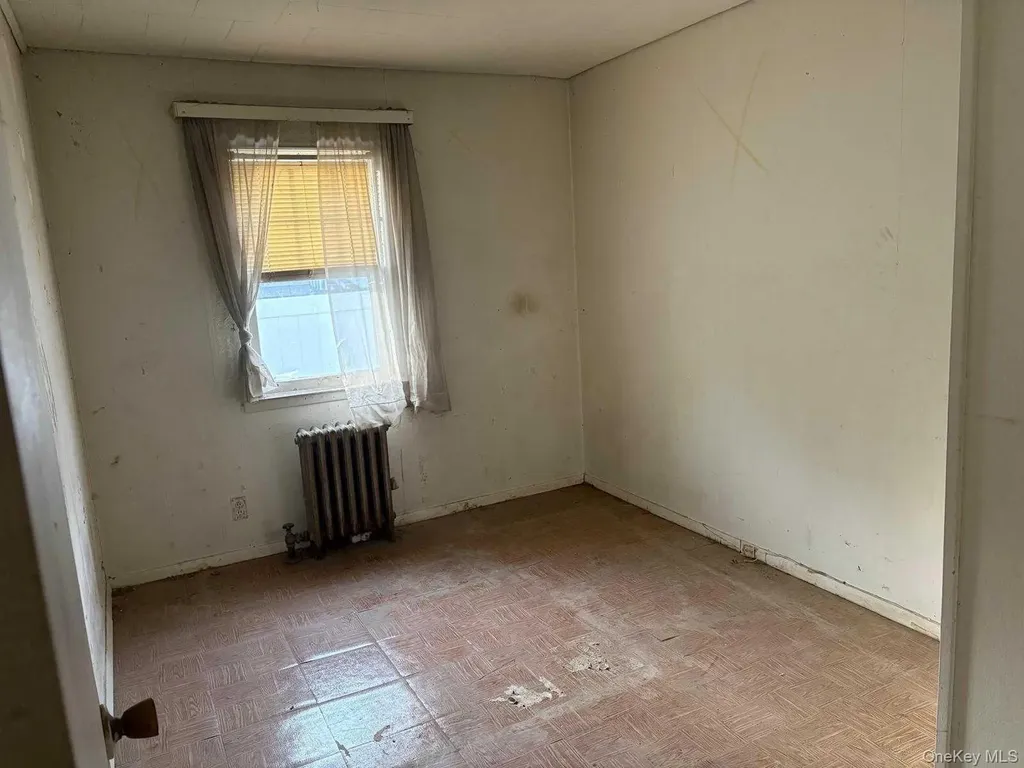 19 Lacrosse Road Mastic Beach NY 11951