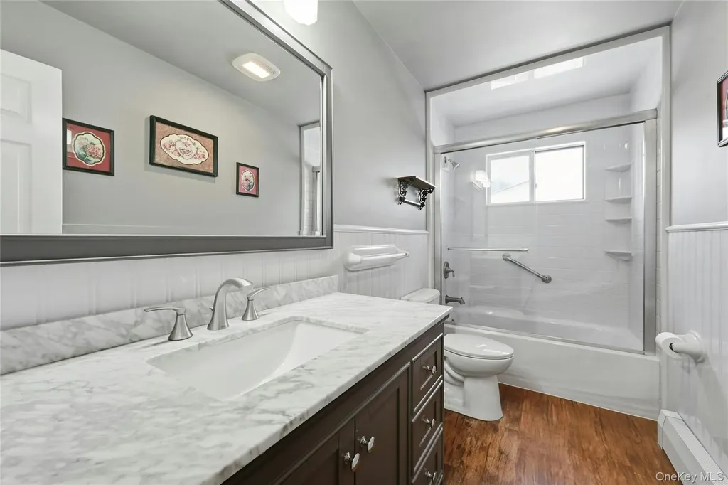 26 Charles Circle Islip NY 11751